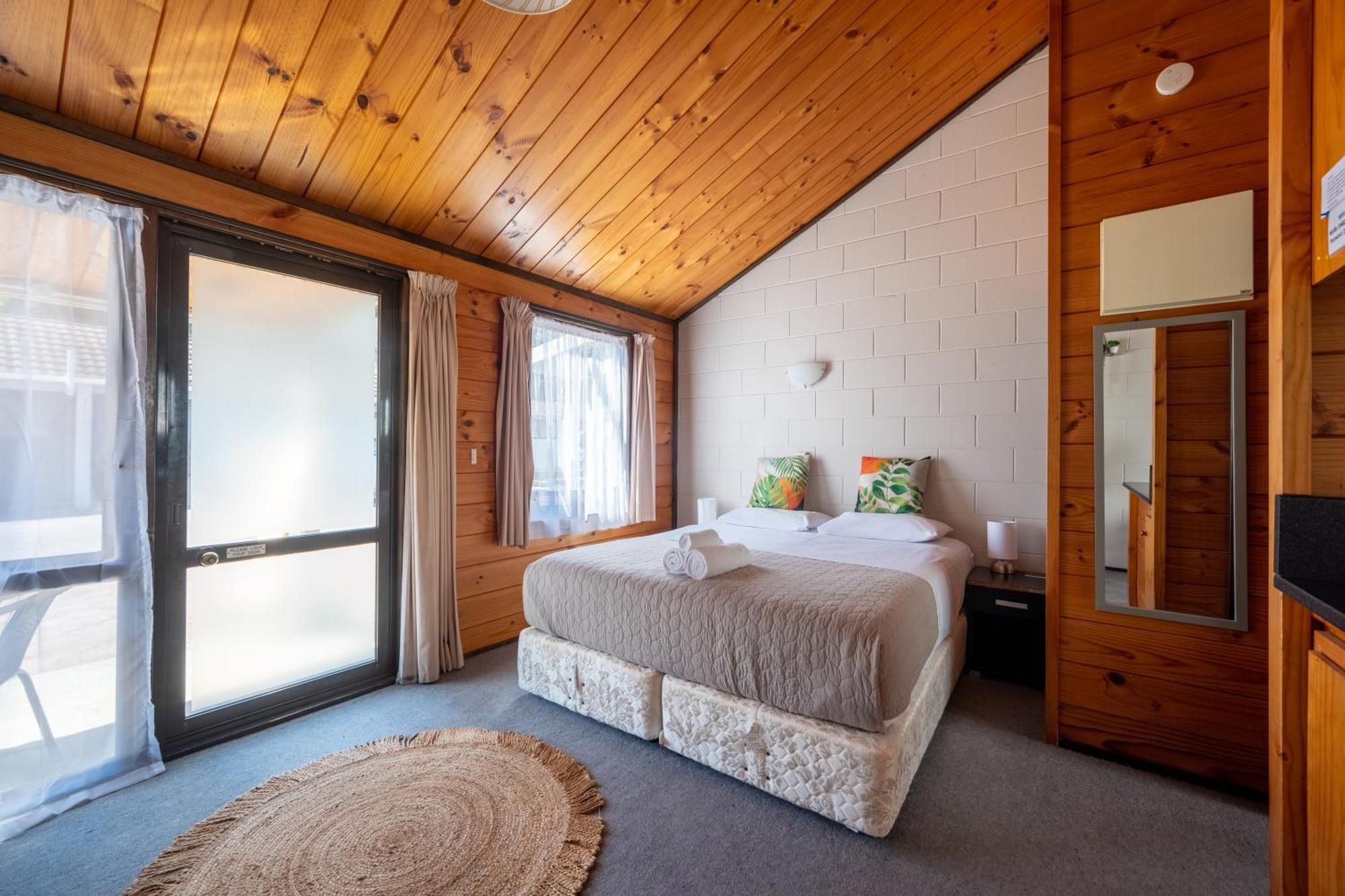 Orewa Motor Lodge Exterior photo